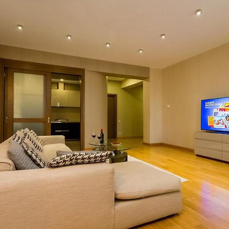 Central Cosy 5Bd-5Bath Apartment Tbilissi Extérieur photo