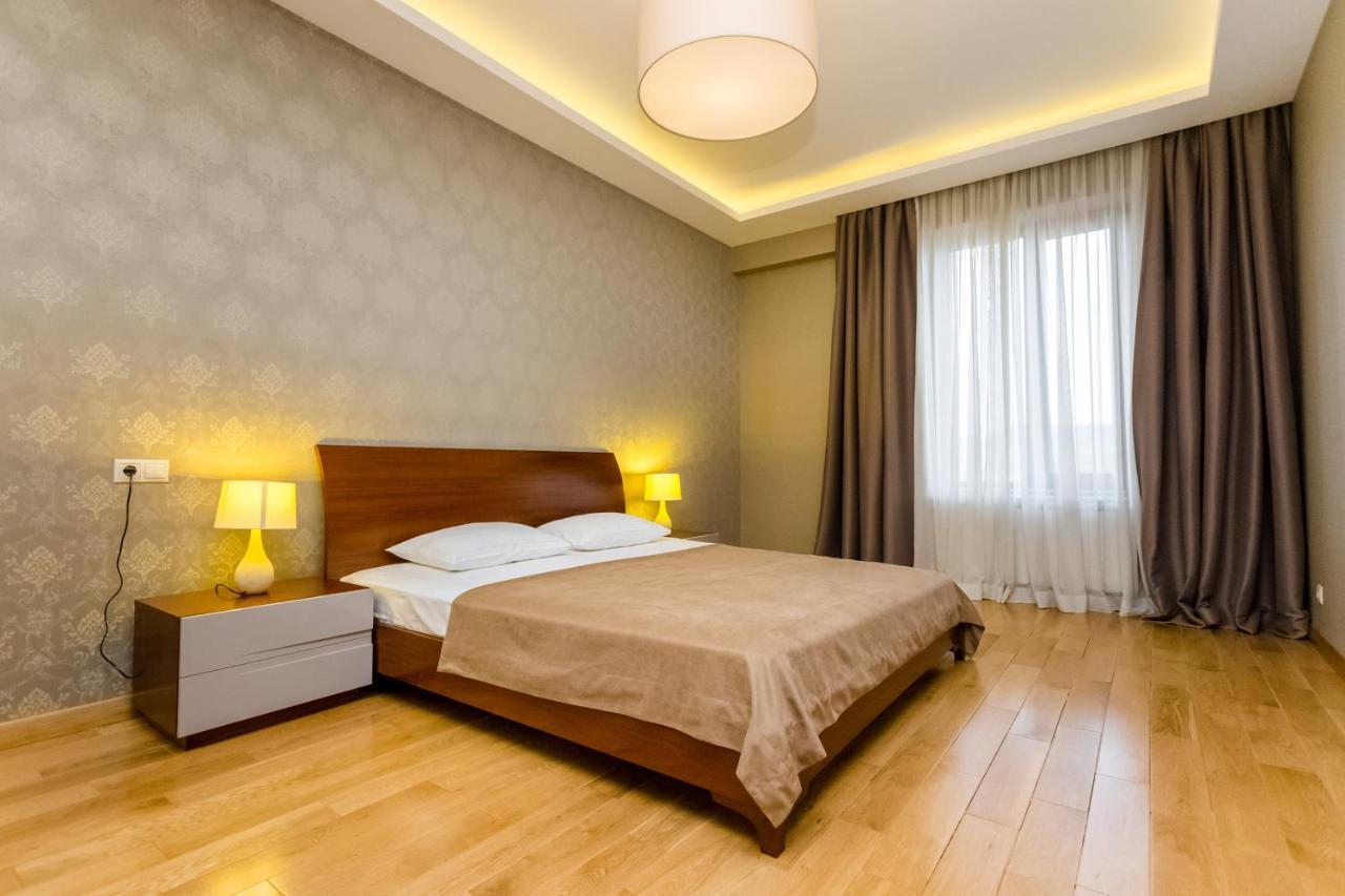 Central Cosy 5Bd-5Bath Apartment Tbilissi Extérieur photo