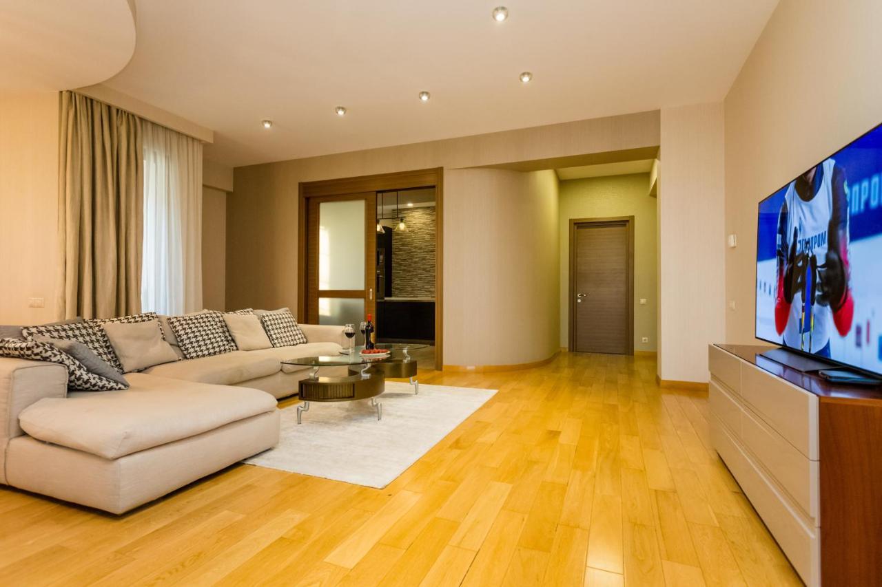 Central Cosy 5Bd-5Bath Apartment Tbilissi Extérieur photo